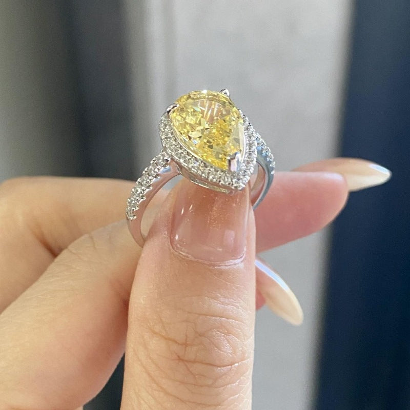 The Classic Yellow Pear Halo