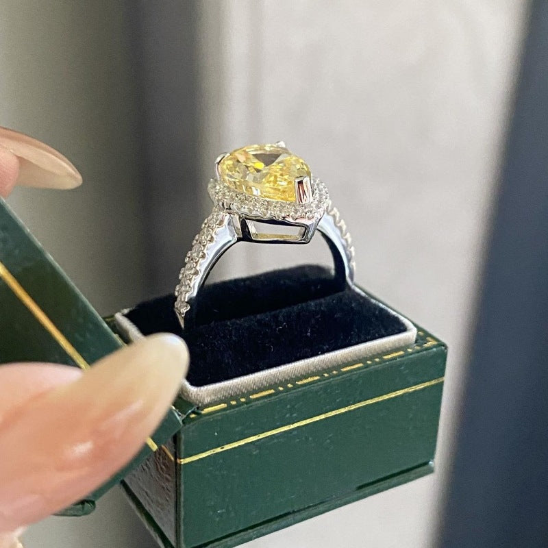 The Classic Yellow Pear Halo