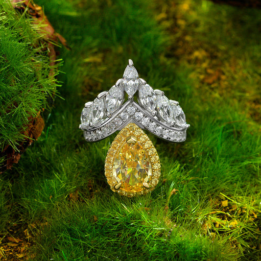 The Tiara and the Pear