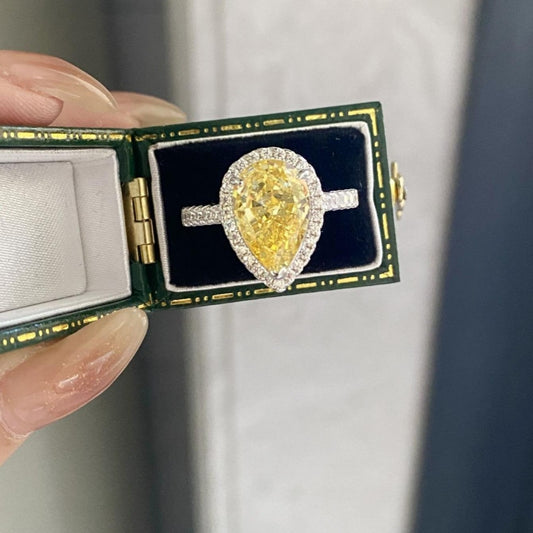 The Classic Yellow Pear Halo
