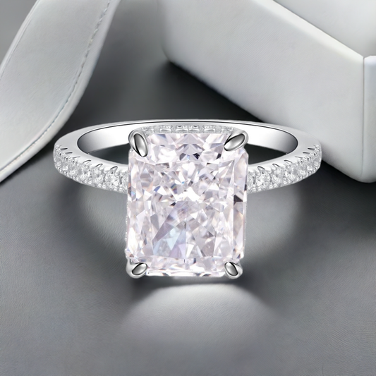 The Simple Classic Radiant Ring